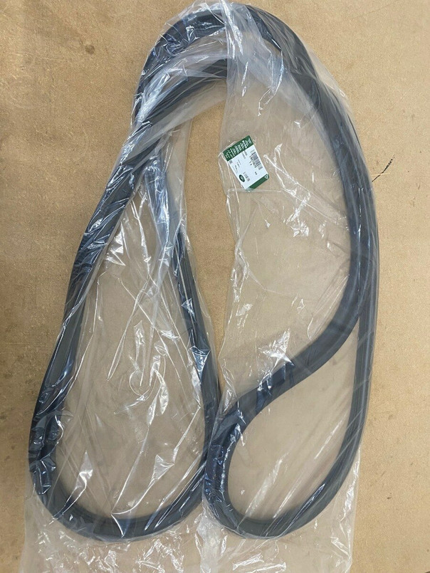 LR178744 - Tailgate Seal for Land Rover Discovery Sport - Genuine Land Rover Image 1