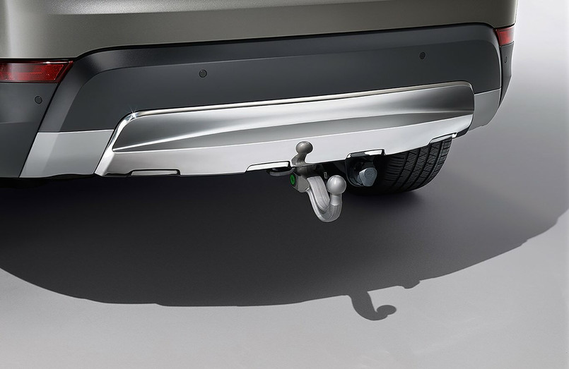 LR083038 - Rear Towing Cover for Land Rover Discovery 5 for Electrical Deployable Tow Step Image 1