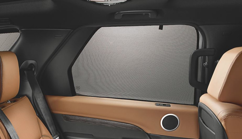 VPLRS0367 - Discovery 5 Second Row Seat Sunshades - Come as a Pair - Genuine Land Rover Image 1