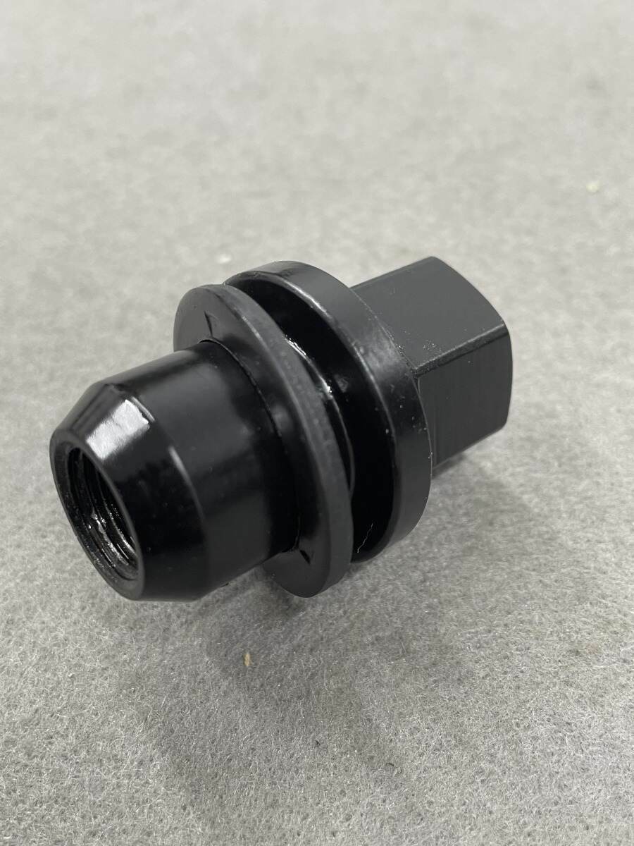 LR068126HD-BLACK - Heavy Duty One Piece Alloy Wheel Nut in Black for Range Rover L322, L405, Range Rover Sport 2005 Onwards, Discovery 3, 4 & 5 Image 2