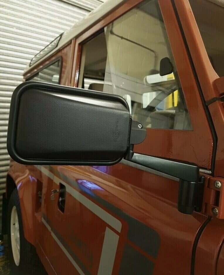 LRC2520 Mirror Head Adaptor for Land Rover Defender Comes as a Kit for Both Mirrors LR Parts