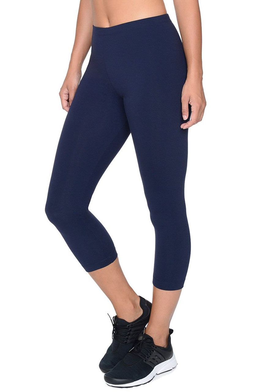 Danskin 1561 Women's Navy Classic Supplex Body Fit Capri Legging