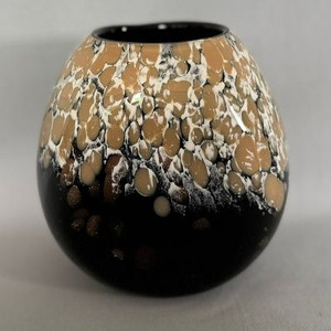Vase - Black 14 x 8 x 14