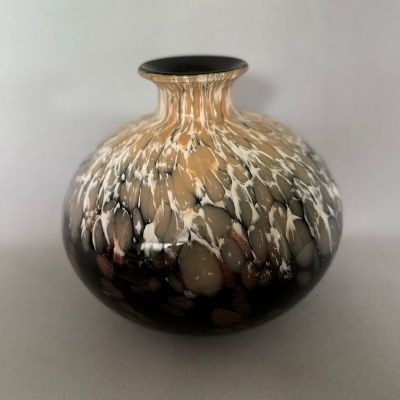 Vase - Round Black 20 x 18