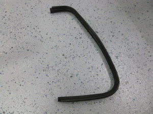 Fixed 1/4 Seal Bus 68-79 Moulded (Long) Left