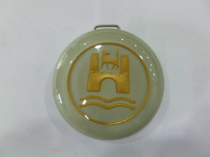 Horn Button Cap Type 1 / 3 60-71 Grey With Gold Crest