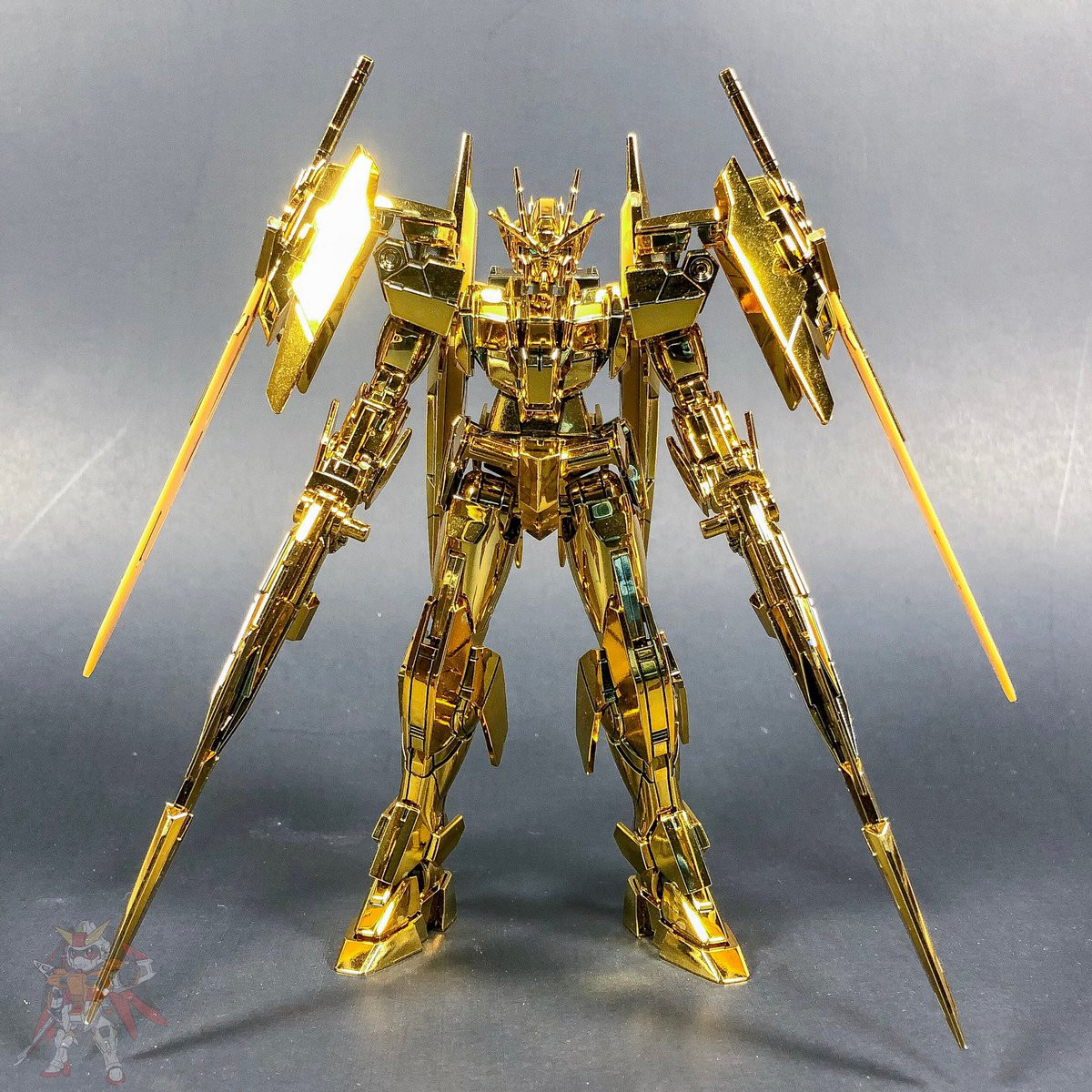 Limited Edition 1/144 HGBD Gundam 00 Diver Ace (Gold Plated ver