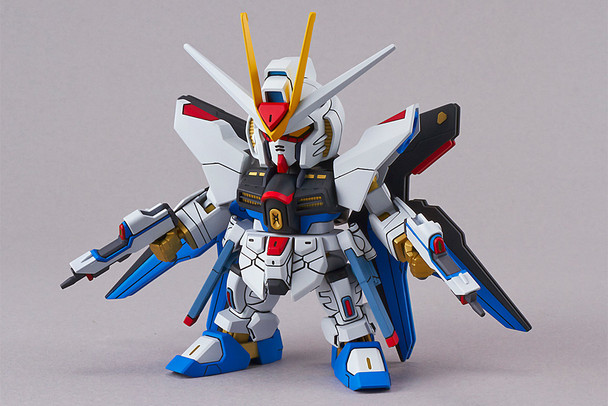 SD EX Standard 006 Strike Freedom Gundam