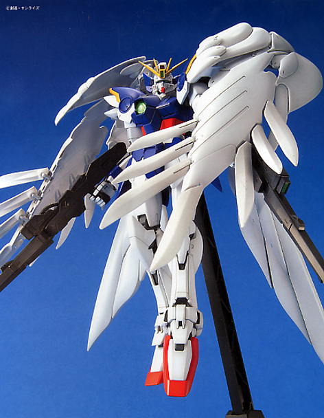 Bandai 1/100 MG Gundam Wing Zero Custom Main Image