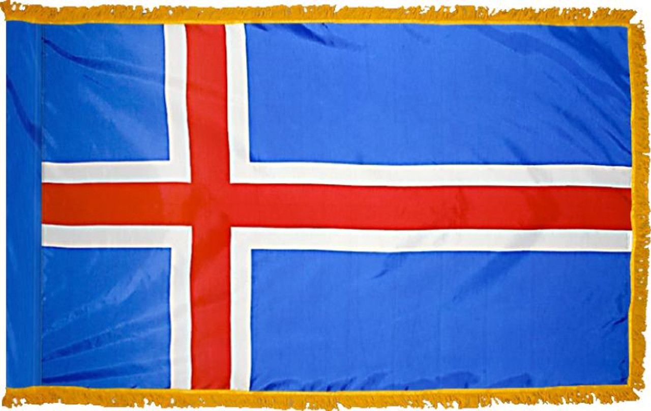  Iceland Presentation Flag & Flagpole Set 