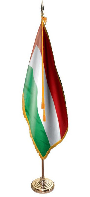  Hungary Presentation Flag & Flagpole Set 