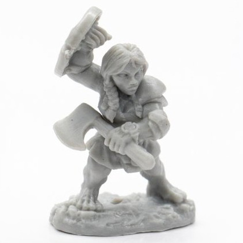 Reaper Miniatures: Bones: Dannin Deepaxe, Female Dwarf