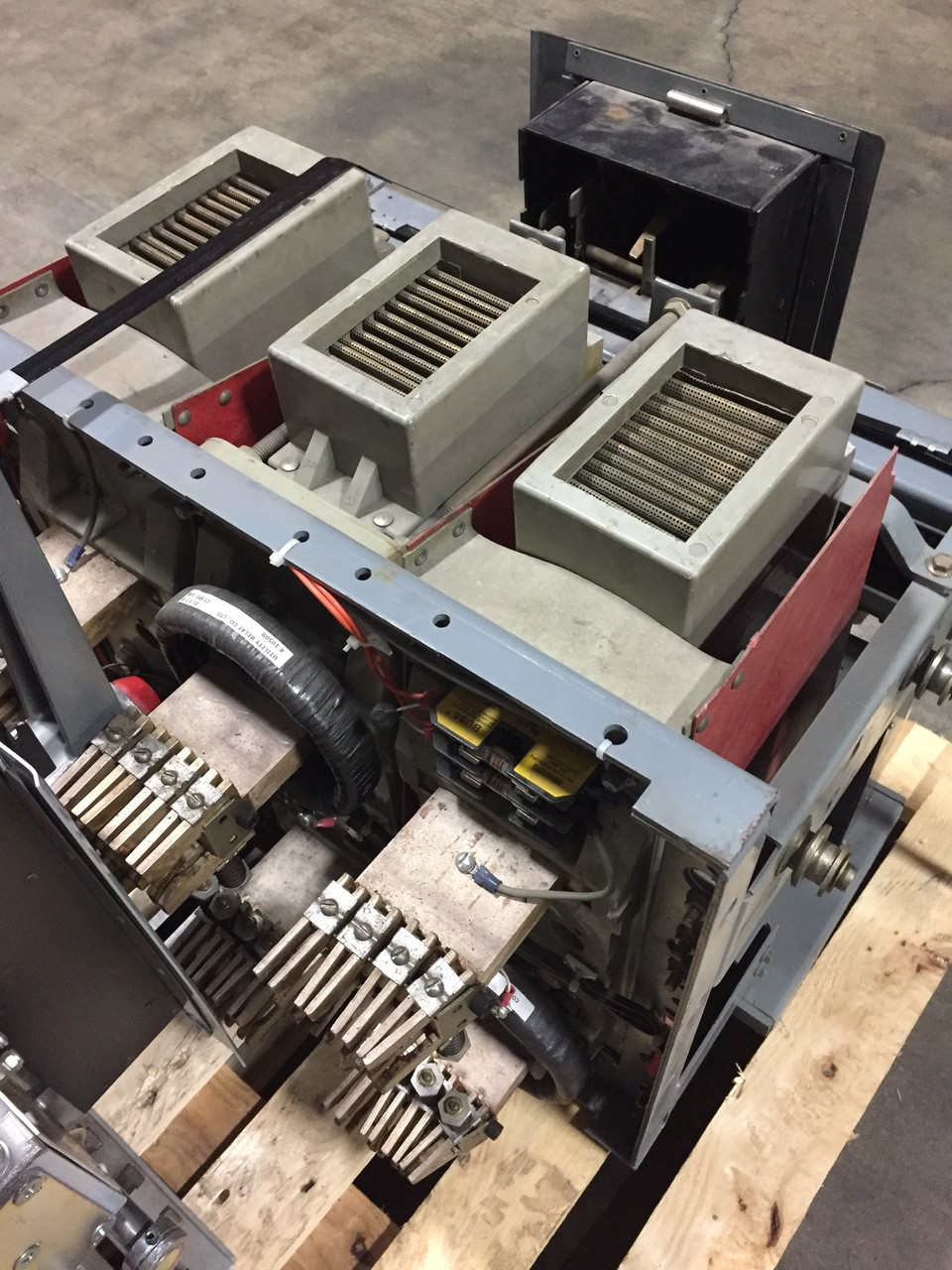 FPS50 Federal Pacific 1600A MO/DO LSIG Air Circuit Breaker W/ACPRO