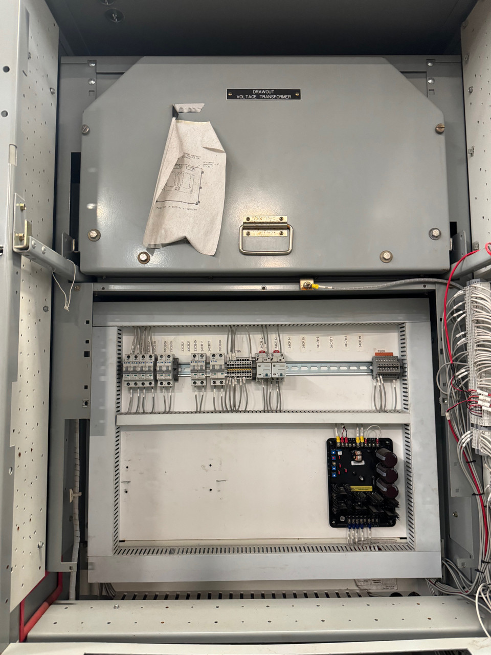 Square D Type VR 5KV 2000A Single Section 267 Bullock Breakers Square d type vr 5kv 2000a single section 267 bullock breakers