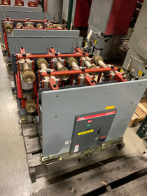 ABB ADVAC AA221777XX0000P 5KV 1200A Vacuum Circuit Breaker ABB ADVAC AA221777XX0000P 5KV 1200A Vacuum Circuit Breaker