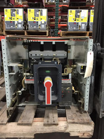AKR-7D-30S GE 800A MO/DO LI Air Circuit Breaker W/Cell