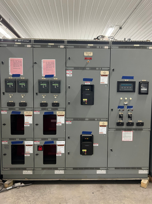 GE AKD8 3200A MainTie Switchgear Lineup (219) Bullock Breakers