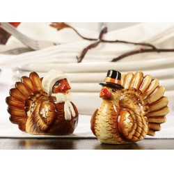 Squirrel & Acorn Salt & Pepper Set - Fancy Flours