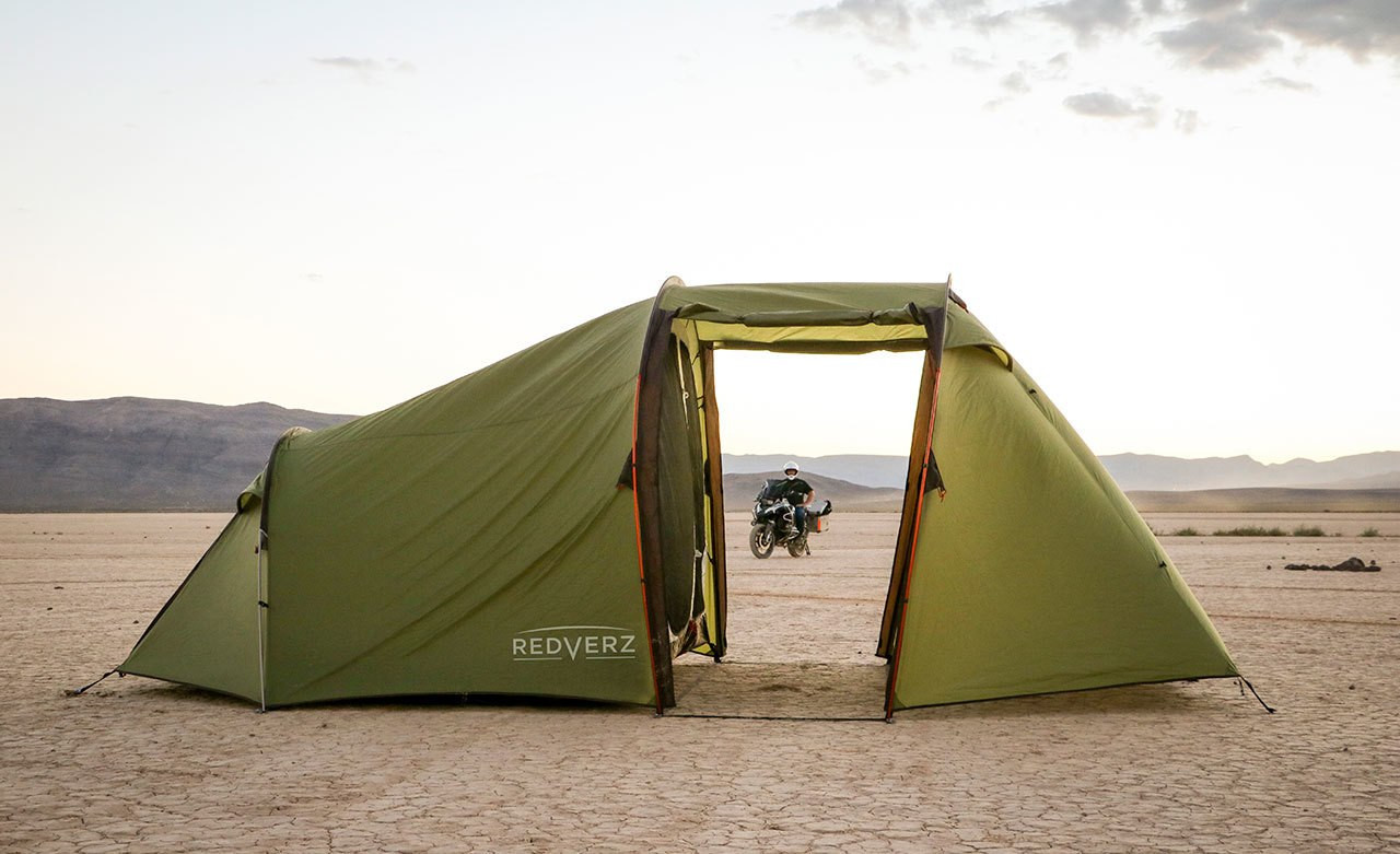schildpad Het kantoor in de rij gaan staan Redverz Gear - Atacama Expedition Motorcycle Tent