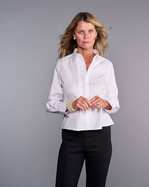 The Asymmetrical Pleat Shirt in White Twill Weave (easy-care)