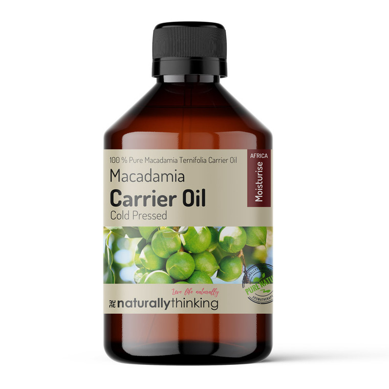 Macadamia Carrier Oil, deeply emollient and rich in Omega 7