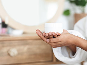 The Incredible Benefits of Using Body Butter - Naturallythinking