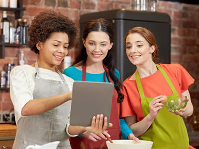 We teach you how to make cosmetic products