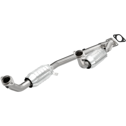 MagnaFlow 1995-1997 Ford Windstar 3.8L HM Grade Federal / EPA Compliant Direct-Fit Catalytic Converter 23353