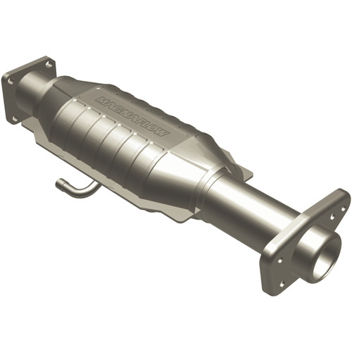 MagnaFlow Standard Grade Federal / EPA Compliant Direct-Fit Catalytic Converter 23427