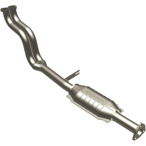 MagnaFlow 1982-1989 Alfa Romeo Spider 2.0L Standard Grade Federal / EPA Compliant Direct-Fit Catalytic Converter 23511