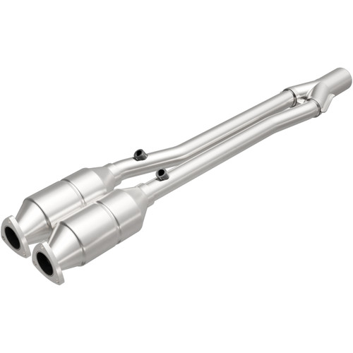 MagnaFlow 2004-2006 Audi TT Quattro 3.2L | 2004 Volkswagen R32 3.2L OEM Grade Federal / EPA Compliant Direct-Fit Catalytic Converter 49013