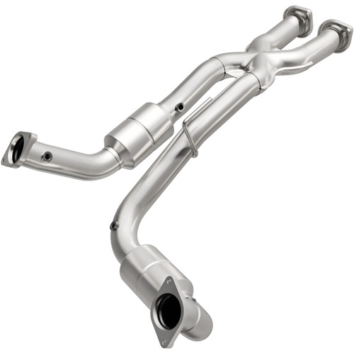 MagnaFlow 2006-2010 Jeep Grand Cherokee 6.1L OEM Grade Federal / EPA Compliant Direct-Fit Catalytic Converter 49046