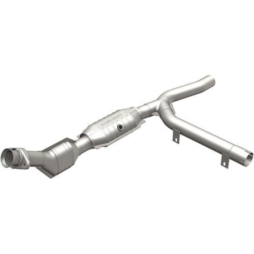 MagnaFlow 2004 Ford F-150 Heritage 4.2L | 2001-2003 Ford F-150 4.2L OEM Grade Federal / EPA Compliant Direct-Fit Catalytic Converter 51301