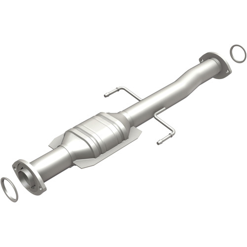 MagnaFlow 1999-2004 Toyota Tacoma 2.4L / 2000-2004 Toyota Tacoma 2.7L OEM Grade Federal / EPA Compliant Direct-Fit Catalytic Converter 51453
