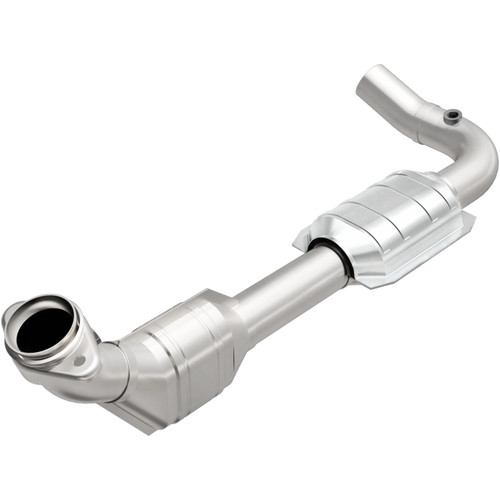 MagnaFlow 2000-2002 Ford E-150 Econoline 4.6L / 2000-2002 Ford E-150 Econoline Club Wagon 4.6L California Grade CARB Compliant Direct-Fit Catalytic Converter 447156