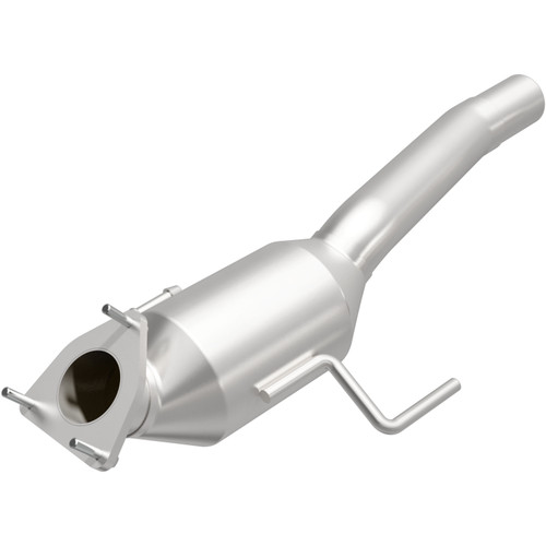 MagnaFlow 2004-2006 Volkswagen Touareg 4.2L OEM Grade Federal / EPA Compliant Direct-Fit Catalytic Converter 51156