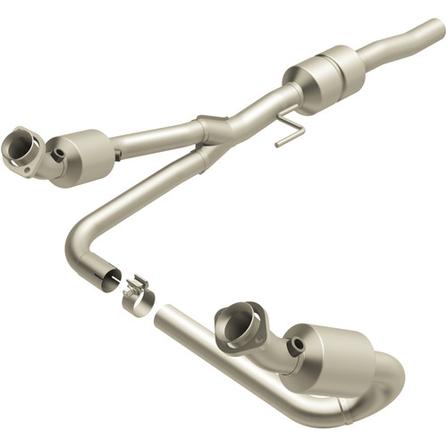 MagnaFlow 2002-2003 Dodge Durango 5.9L OEM Grade Federal / EPA Compliant Direct-Fit Catalytic Converter 51348
