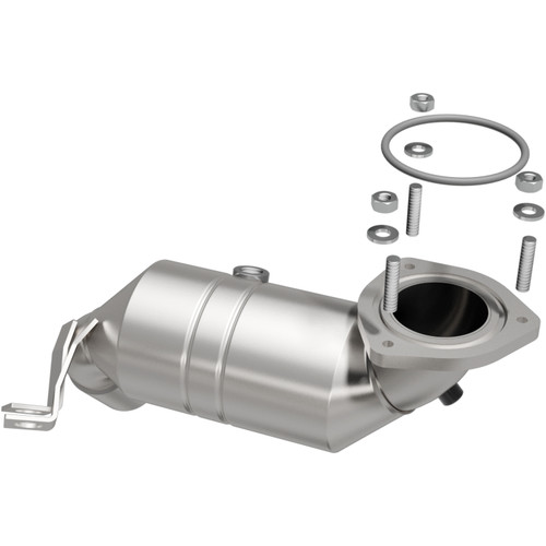 MagnaFlow 2003-2005 Jaguar X-Type 2.5L | 2003-2008 Jaguar X-Type 3.0L OEM Grade Federal / EPA Compliant Direct-Fit Catalytic Converter 52015