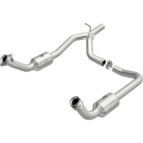 MagnaFlow 2009-2014 Ford E-150 4.6L | 2009-2014 Ford E-250 4.6L OEM Grade Federal / EPA Compliant Direct-Fit Catalytic Converter 52153