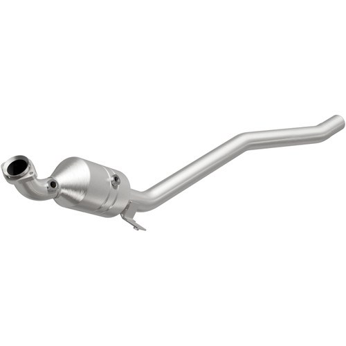 MagnaFlow 2006-2011 Mercedes-Benz R350 3.5L OEM Grade Federal / EPA Compliant Direct-Fit Catalytic Converter 52177