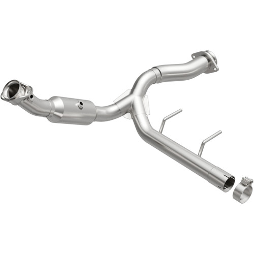 MagnaFlow 2015-2020 Ford F-150 5.0L OEM Grade Federal / EPA Compliant Direct-Fit Catalytic Converter 21-470