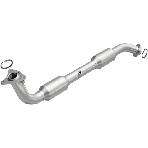 MagnaFlow 2013-2017 Lexus LX570 5.7L / 2013-2017 Toyota Land Cruiser 5.7L California Grade CARB Compliant Direct-Fit Catalytic Converter 5582633