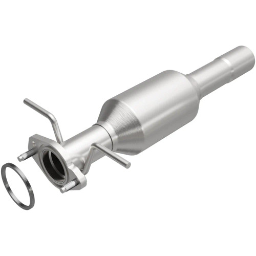 Magnaflow 5671196 | Ford Focus | 2L | Direct-Fit | California Legal Catalytic Converter | D-193-152