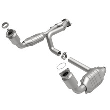 Magnaflow 458062 | Cadillac Escalade | Chevrolet Avalanche 1500 | Silverado 1500 | Suburban 1500 | Tahoe | GMC Sierra 1500 | Yukon | Yukon XL 1500 | 5.3L | Catalytic Converter-Direct Fit | California Legal | EO# D-193-101- cad drawing