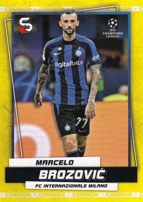 #080 Marcelo Brozovic (Inter Milan) - YELLOW PARALLEL (COMMON - IMAGE VARIATION) - Topps Superstars 2022/23