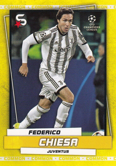 #092 Federico Chiesa (Juventus) - YELLOW PARALLEL (COMMON - IMAGE VARIATION) - Topps Superstars 2022/23