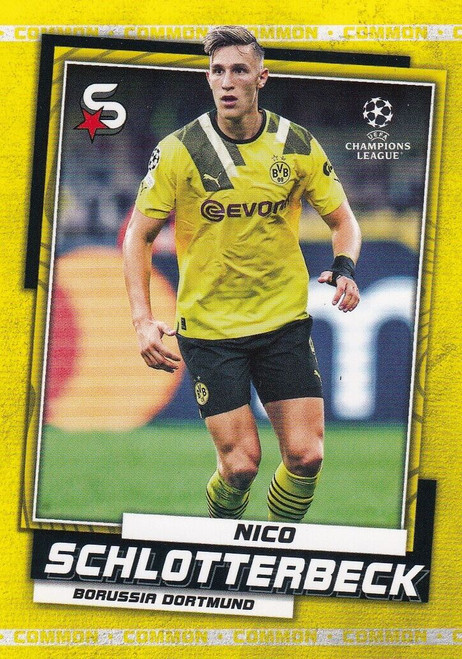 #106 Nico Schlotterbeck (Borussia Dortmund) - YELLOW PARALLEL (COMMON - IMAGE VARIATION) - Topps Superstars 2022/23