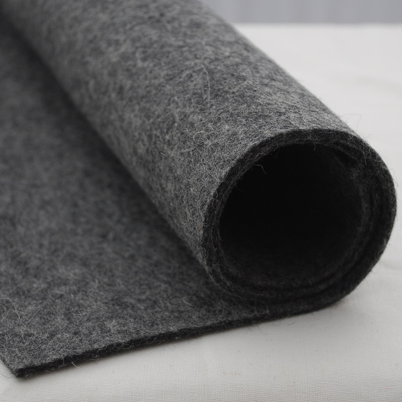 60 x 60 cm black wool felt roll 1mm, 100% European wool - Studio Koekoek
