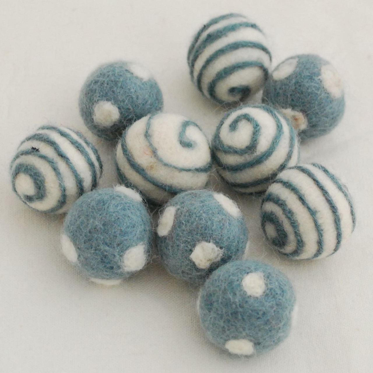 2.5cm 10 Swirl // Polka Dots Felt Balls Orange 100/% Wool Felt Balls
