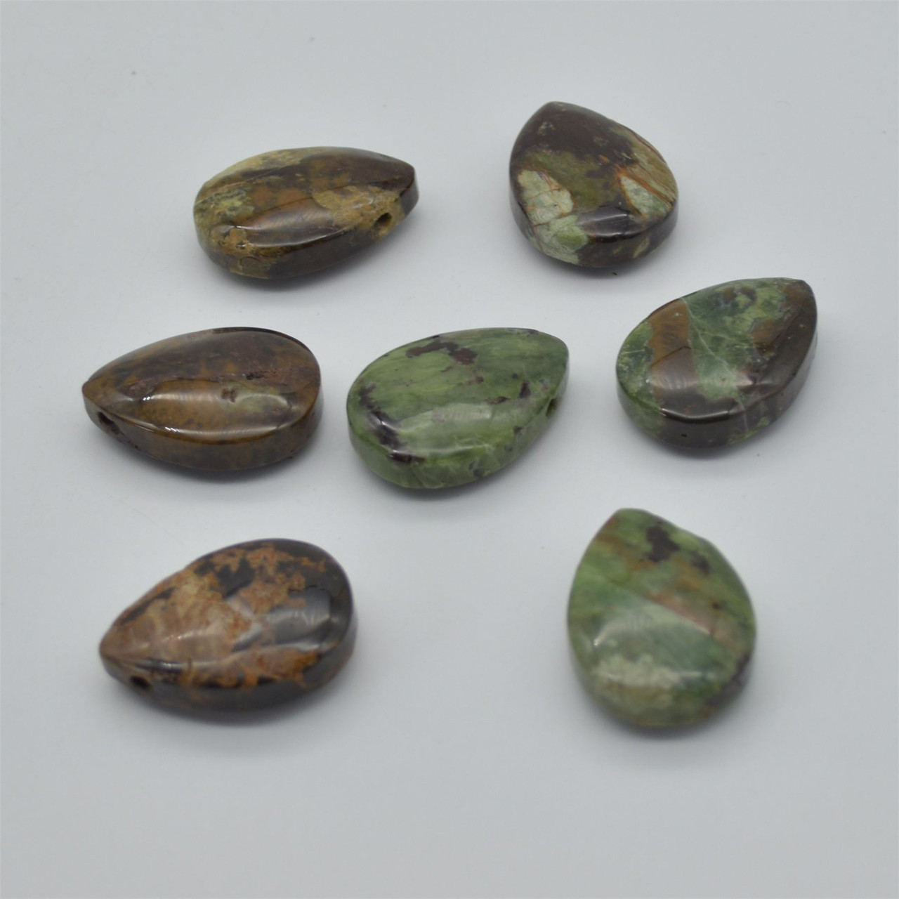 Natural Australian Bloodstone Teardrop Shaped Semi Precious Gemstone Pendant Approx 3 5cm X 2 5cm 1 Count Orientaldirect Co Uk Natural Australian Bloodstone Teardrop Shaped Semi Precious Gemstone Pendant Approx 3 5cm X 2 5cm 1 Count Orientaldirect Co Uk